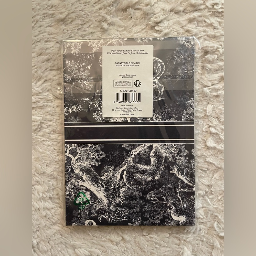 Dior Notebook - Picture 3 of 3